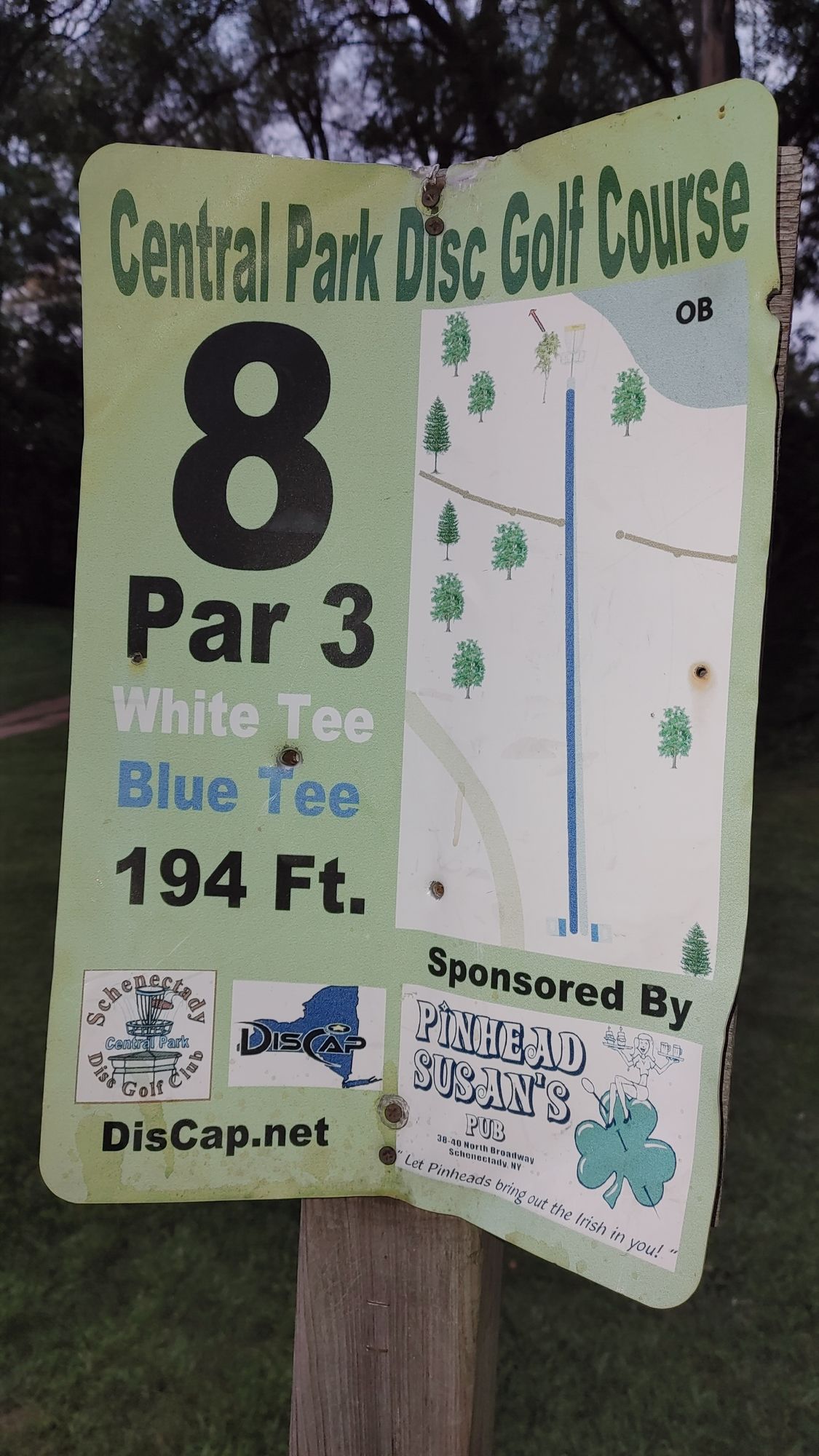 Sign for hole 8