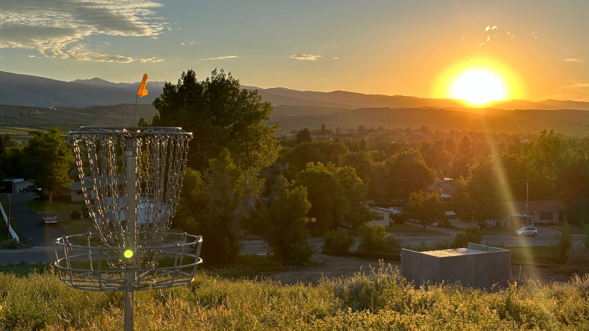 June sunset on Lander Ridge DGC