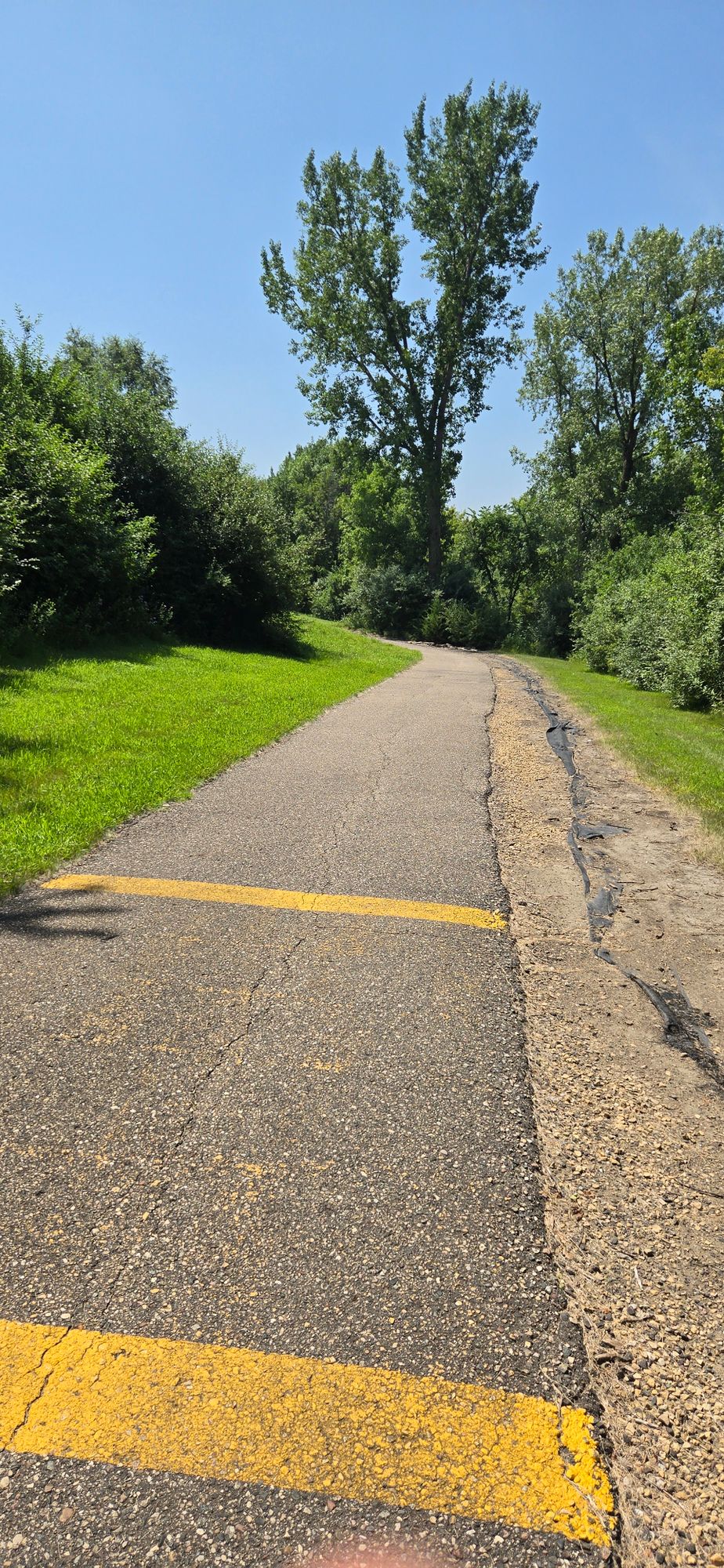 Tee 2