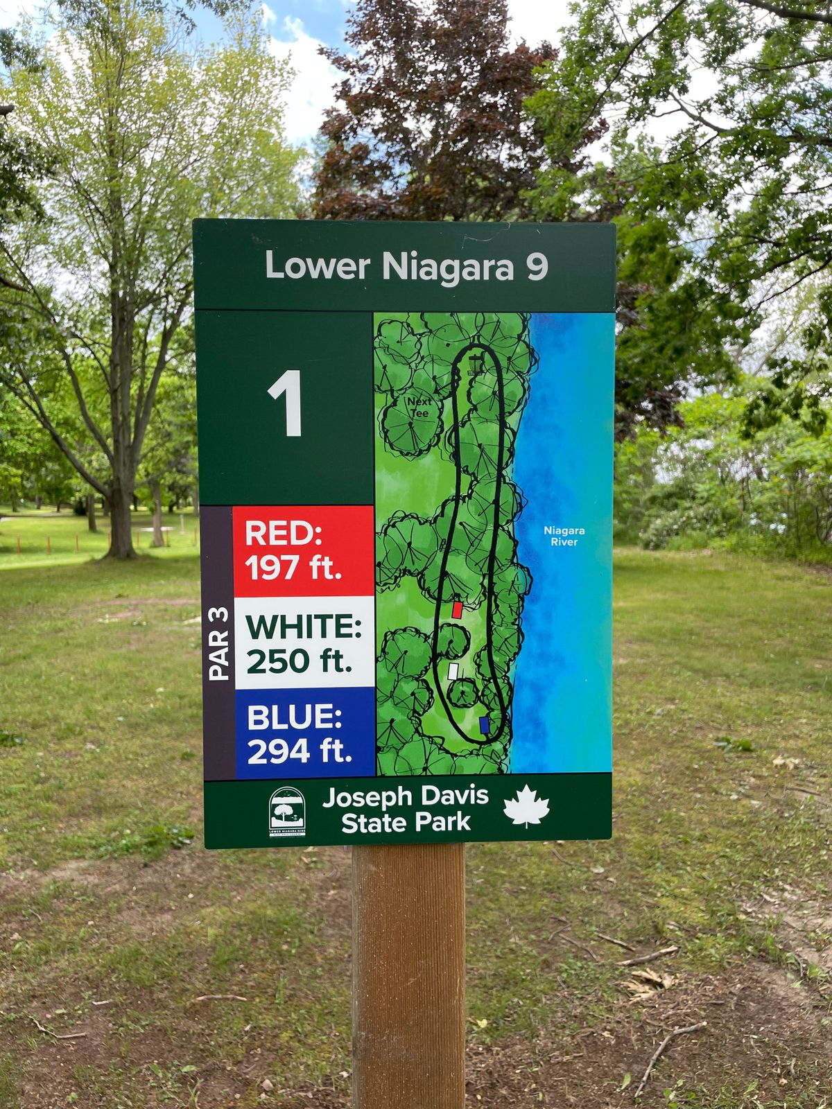 Hole 1 tee sign