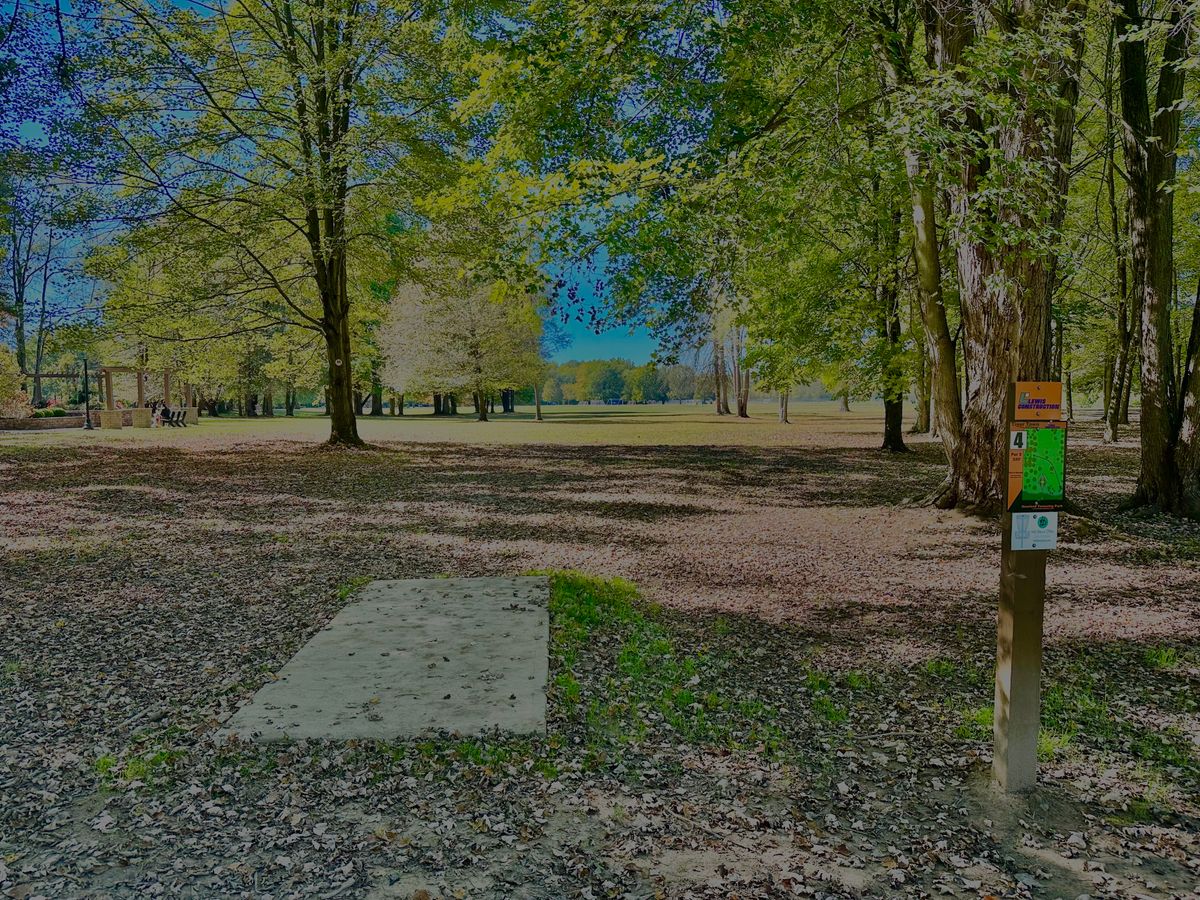 Tee Pad Hole 4