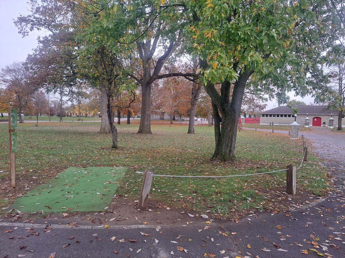 Start of hole 7. Hope this helps people find it.