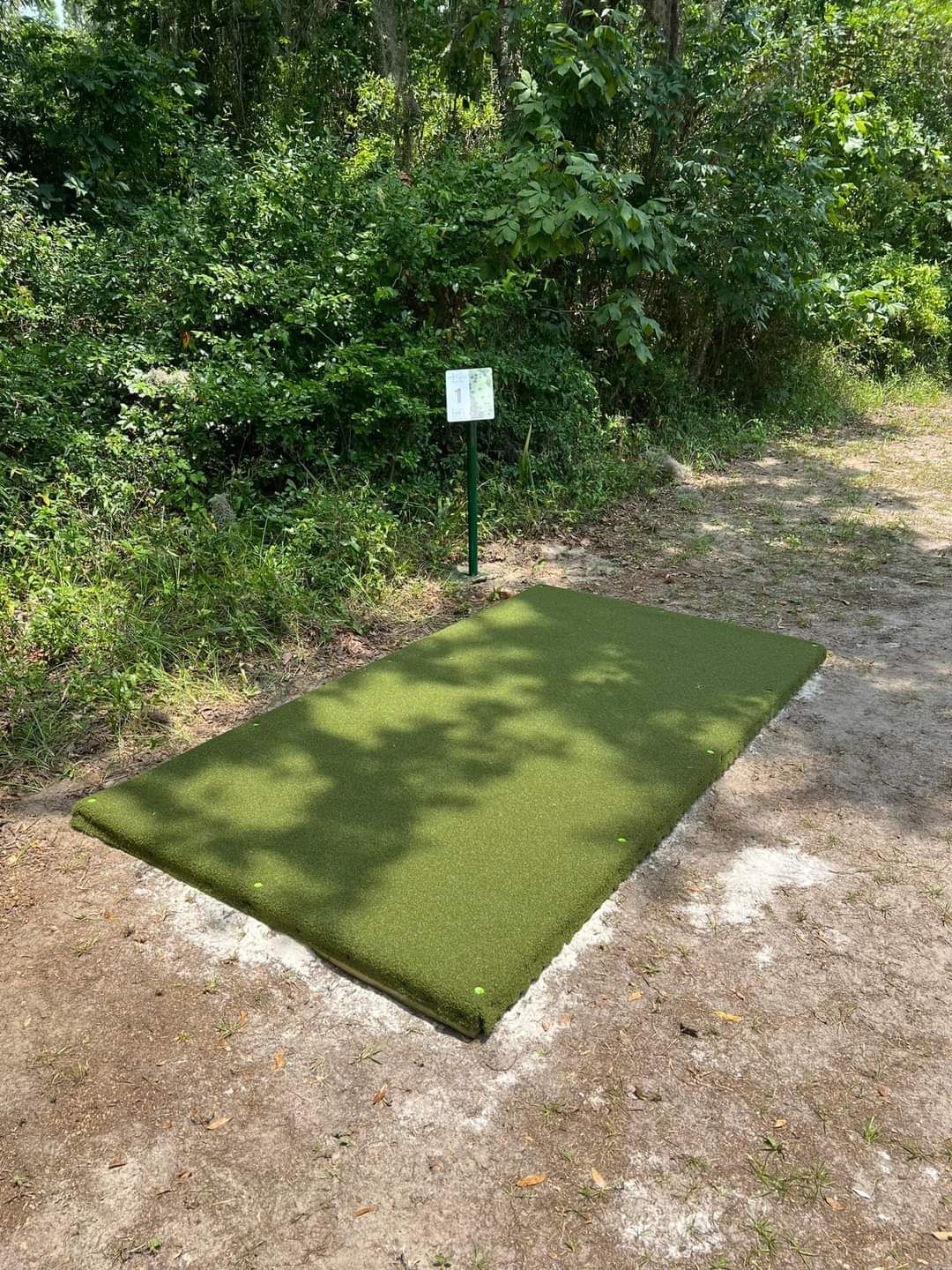 Hole 1 tee
