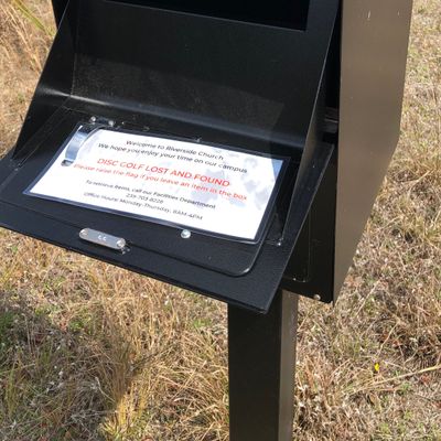 Lost disc mailbox