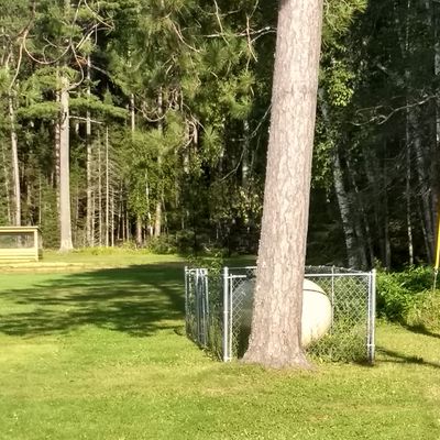 Hole 2. Elevated basket to the right