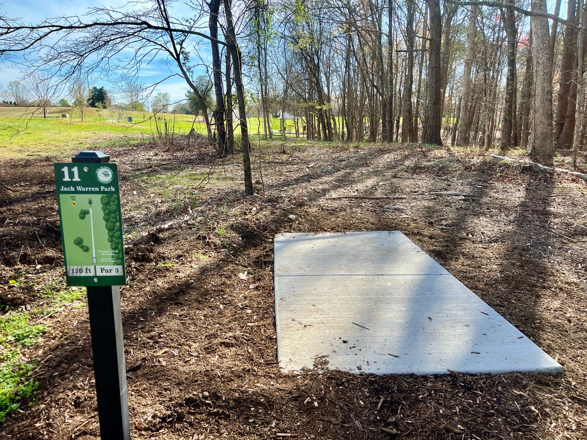 Hole 11 tee