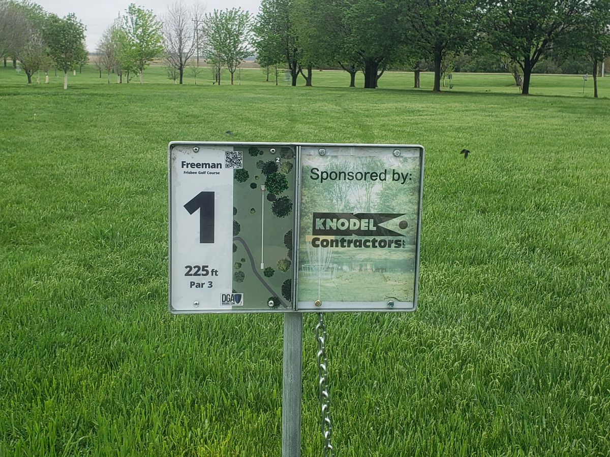 Hole 1 tee