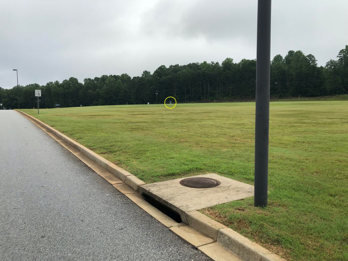 Hole 4 tee