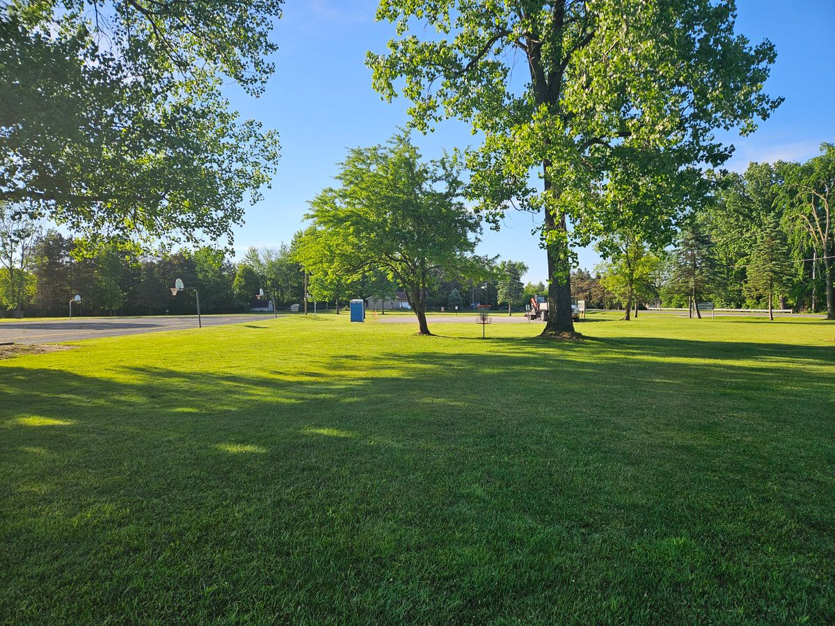 Hole 7 Basket Spring 2024