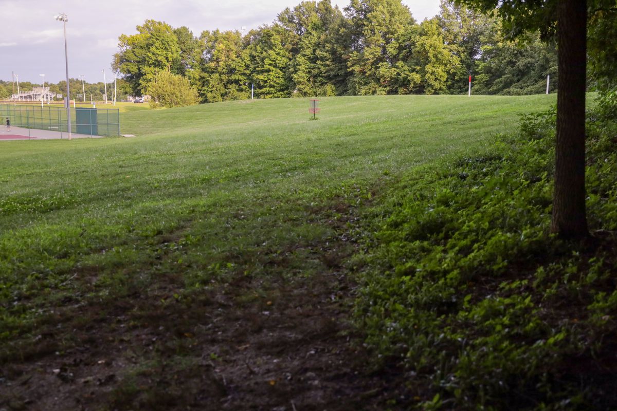 Hole 16 - approach