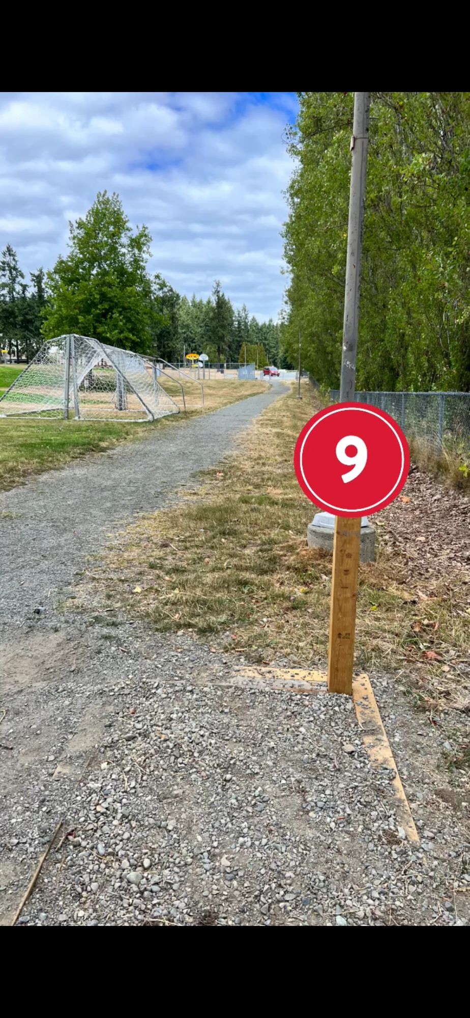 Basket is located behind the basketball court PAR4