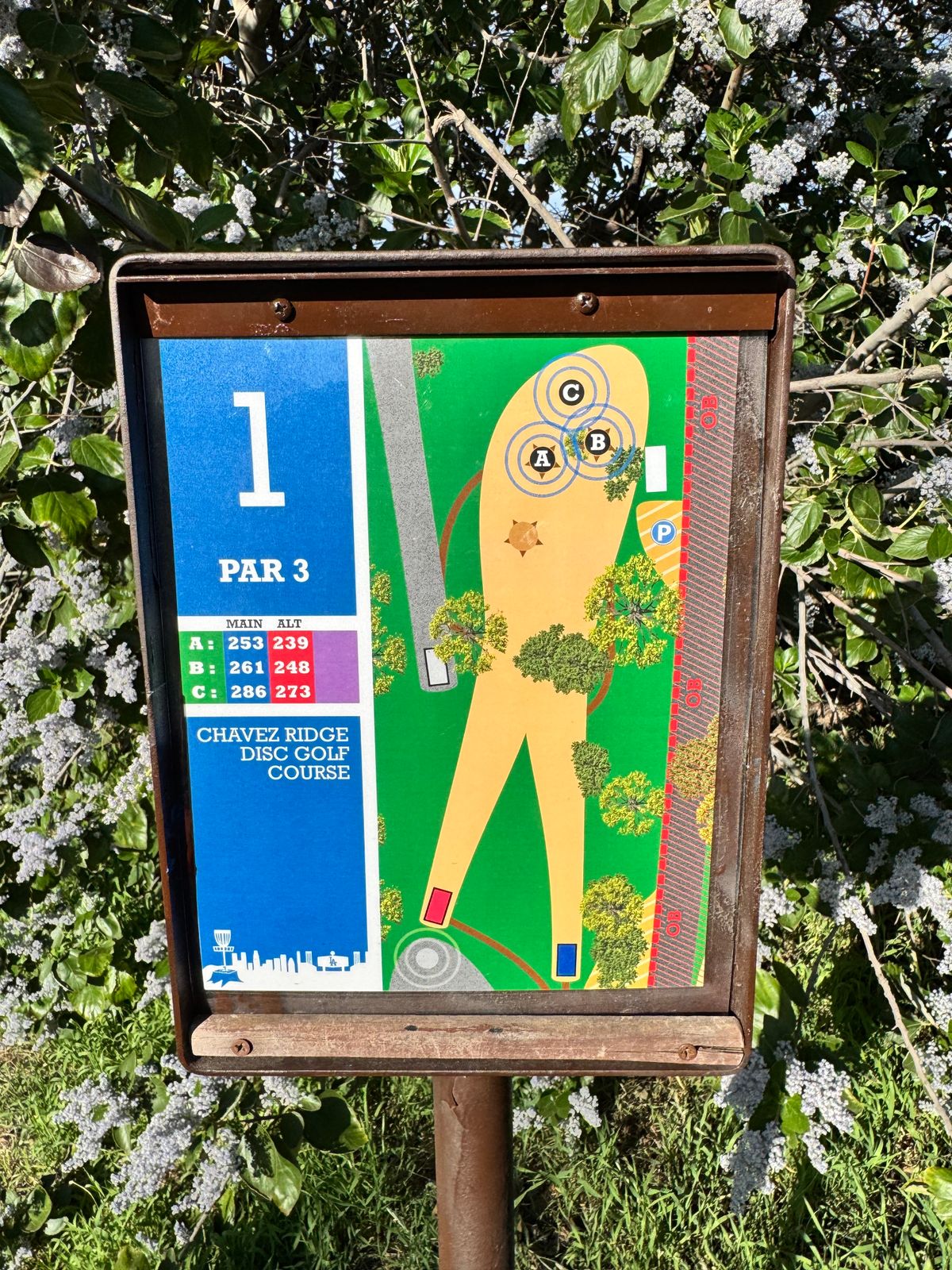 1 tee sign
