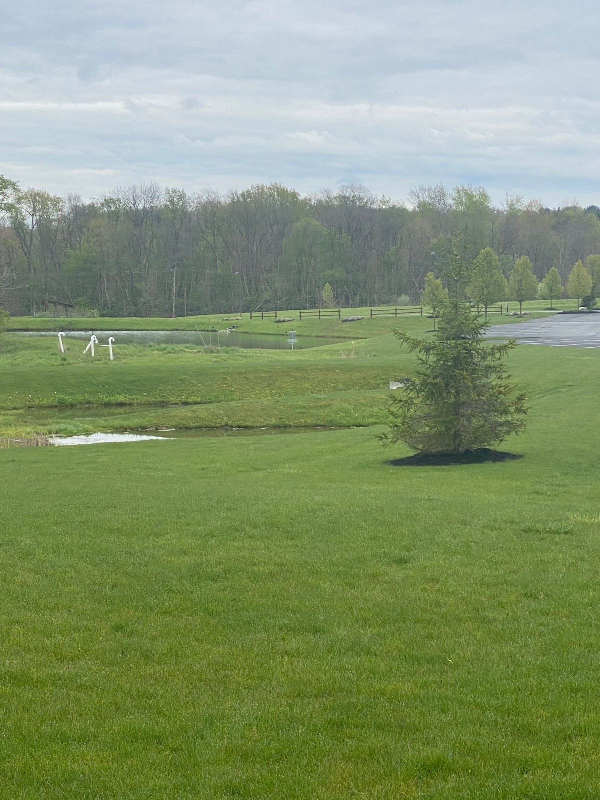 Hole 1, 2 small water hazards.