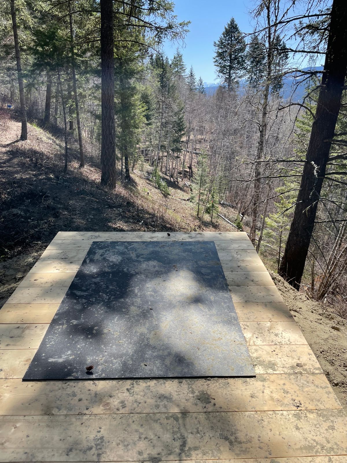 Hole 10 on upper layout!  Way up the Creek!