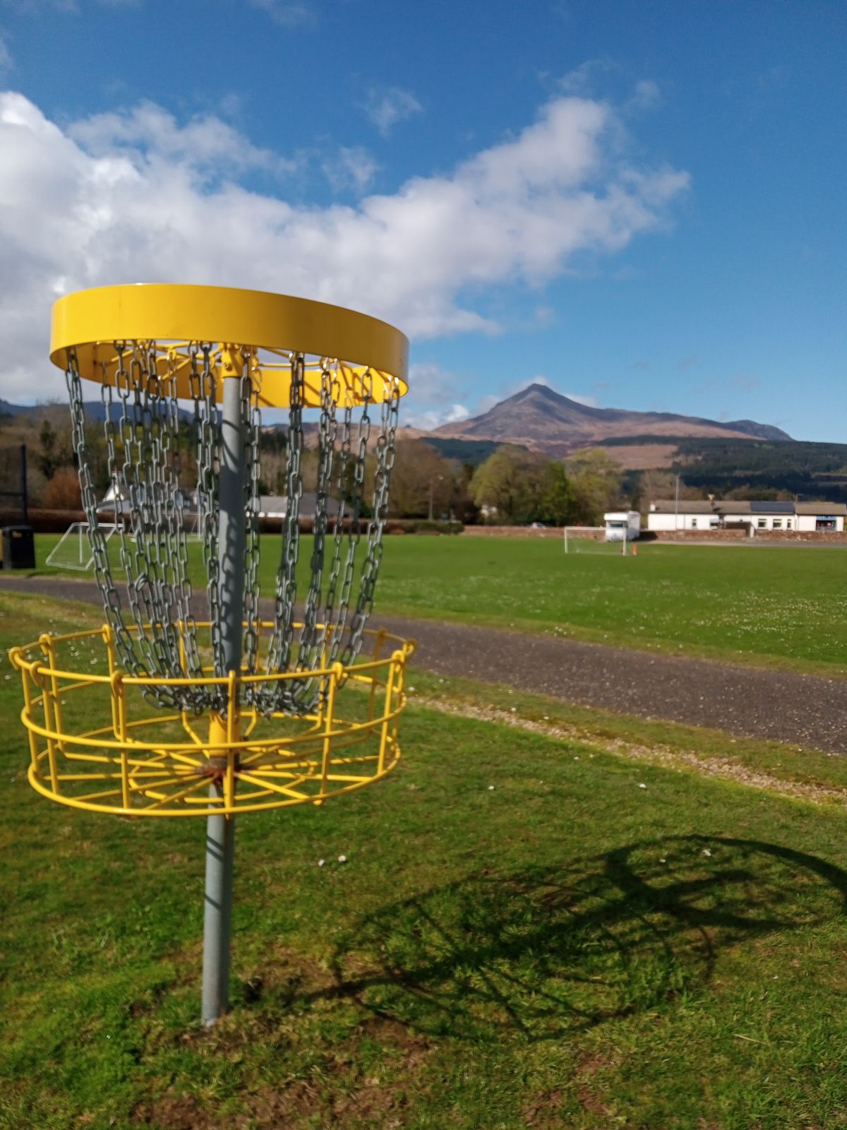 Hole 9 basket