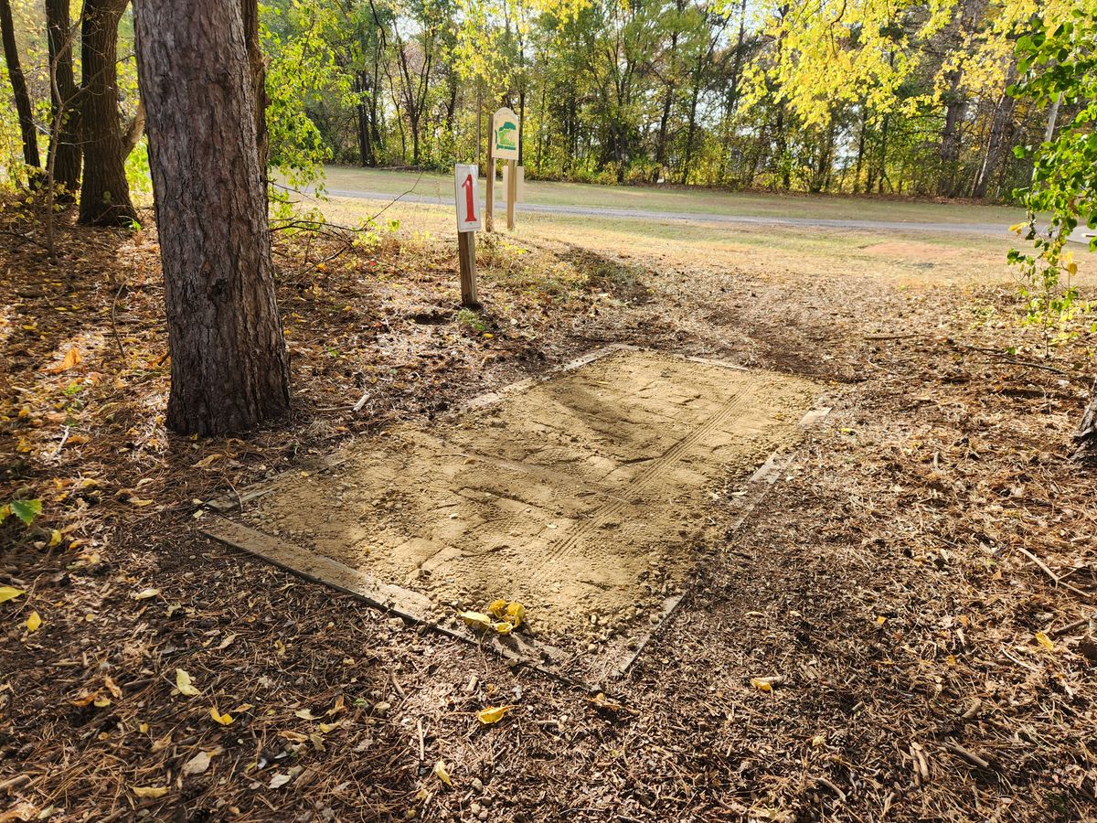 Hole 1 short tee