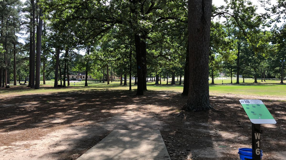 Hole 10