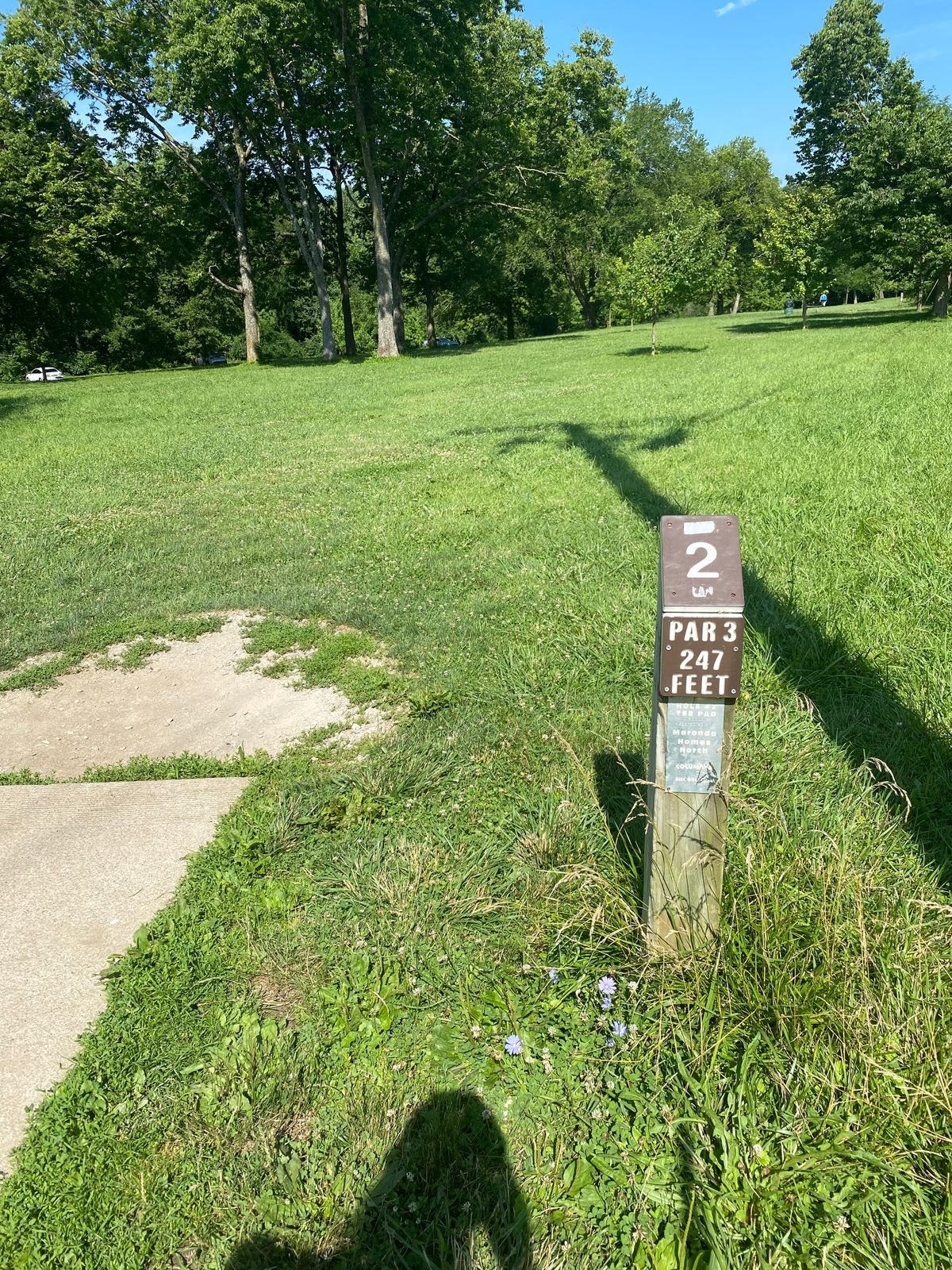 Hole 2: Par 3, 325ft
