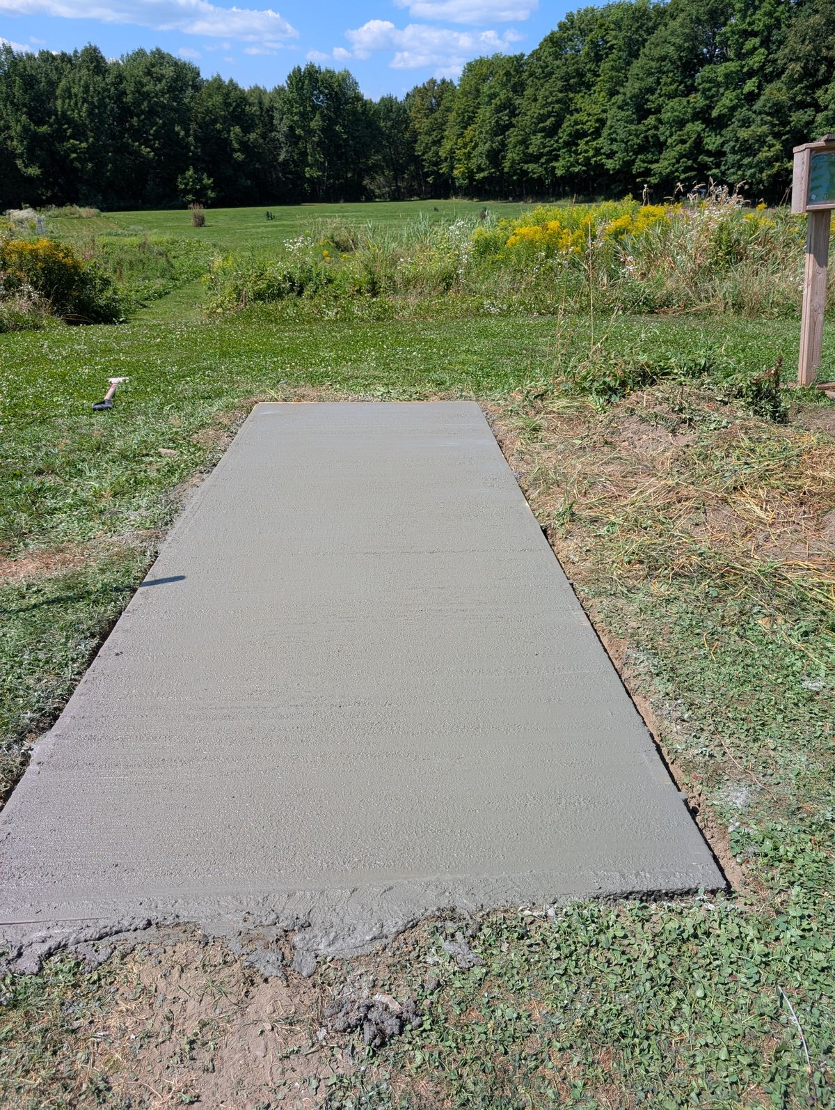 Hole 1 new tee pad