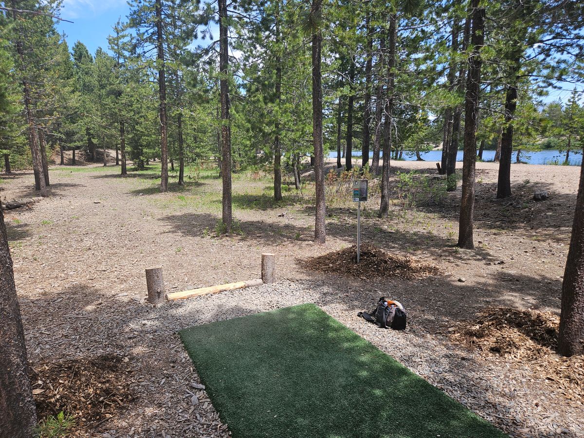 Beautiful hole that runs along the lake!  I believe this was hole 9.