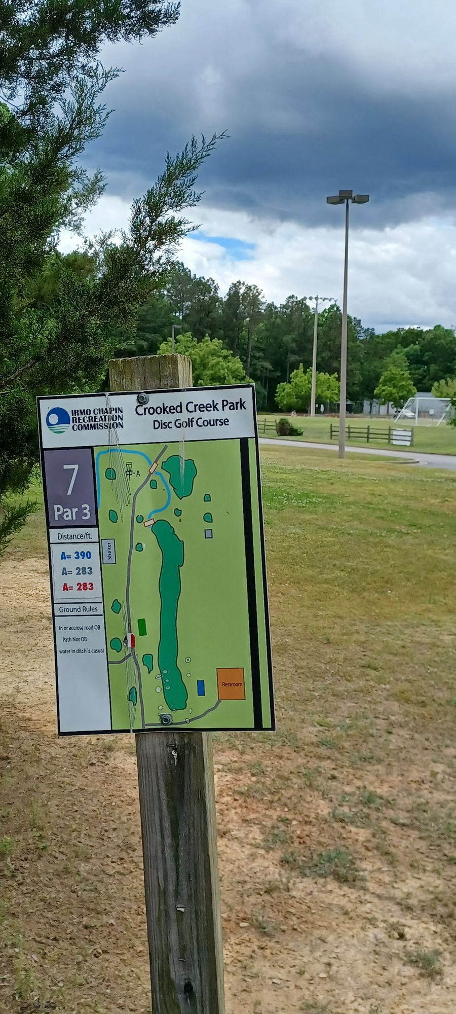Pro 7 blue tee (dogleg left)