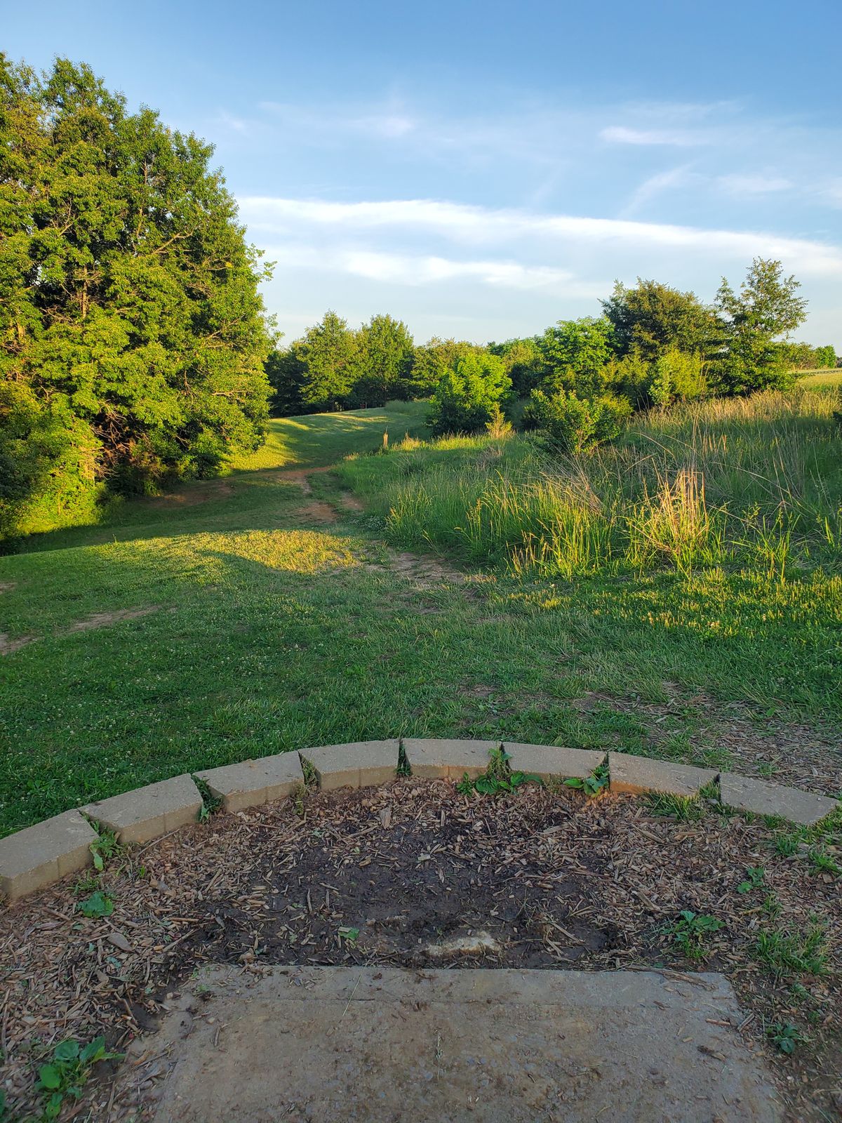 Hole 18 Short Tee Pad