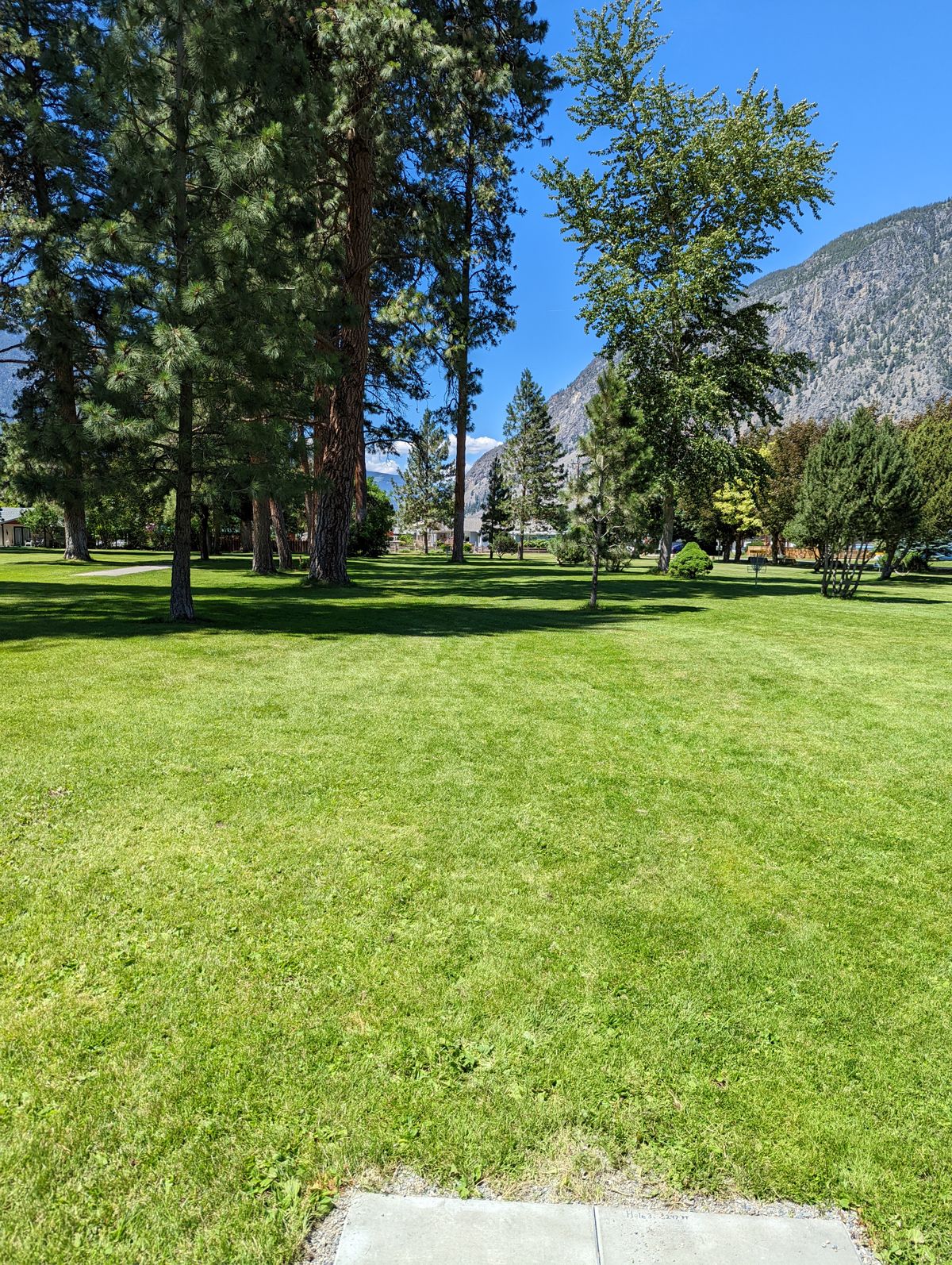 Hole 3 - 247'
