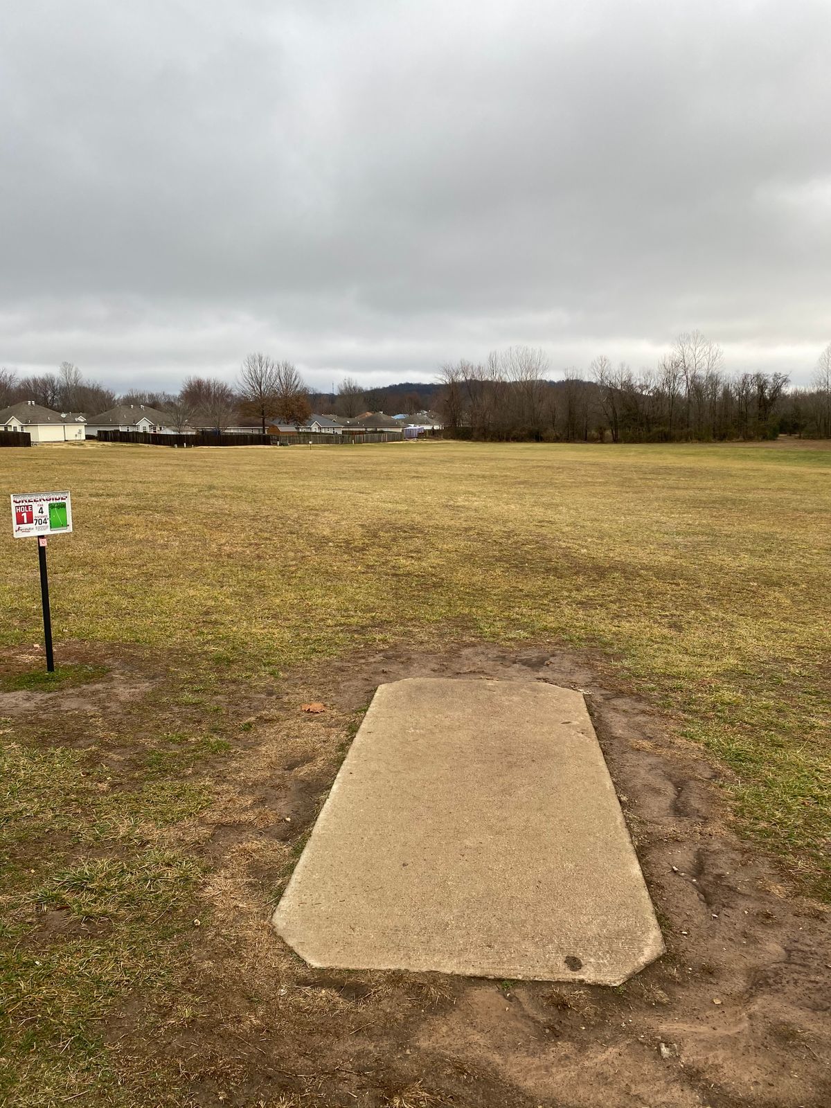 Hole 1 red tee pad