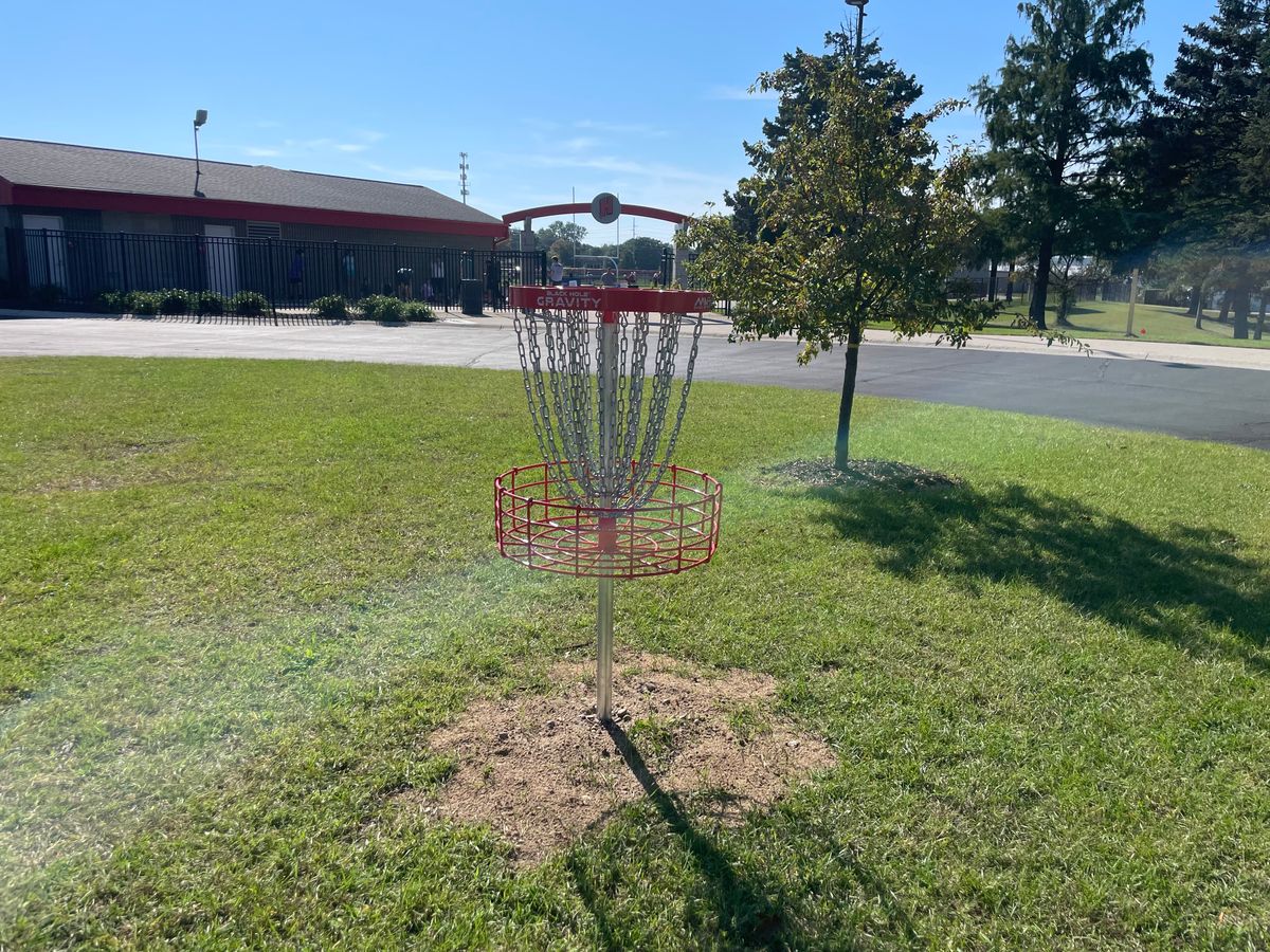 Basket for hole 5 (and 14)  - “Island Hole”