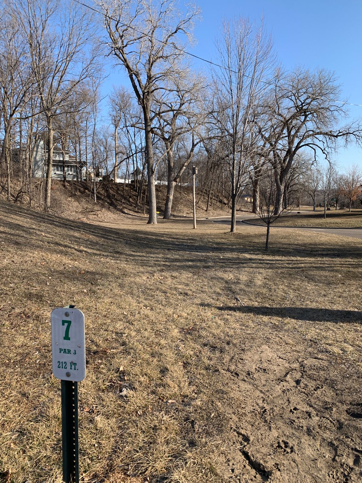 Tee pad 7
