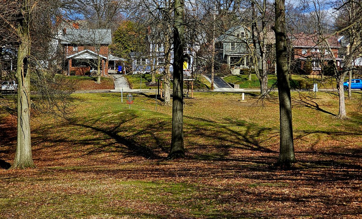 Tough green on a windy day