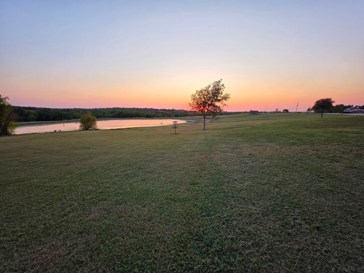 hole 5 green and basket