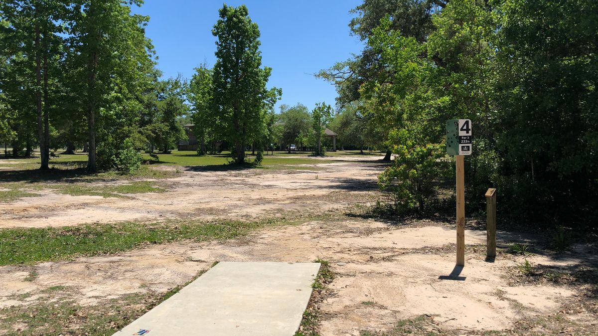 Hole 4
