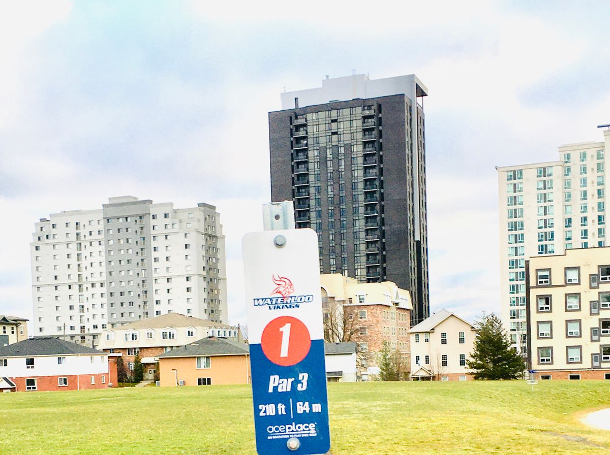 Hole sign #1 🏢🇨🇦🕋🇨🇦🏢🕋