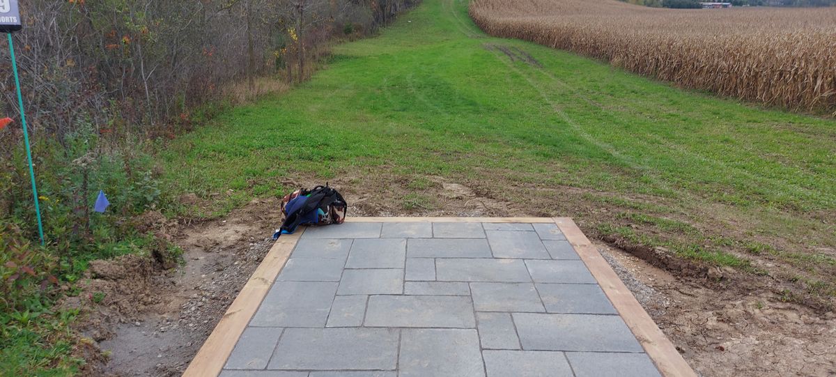 Hole #9 👍👌 new tee pad 🌽 🇨🇦 👌