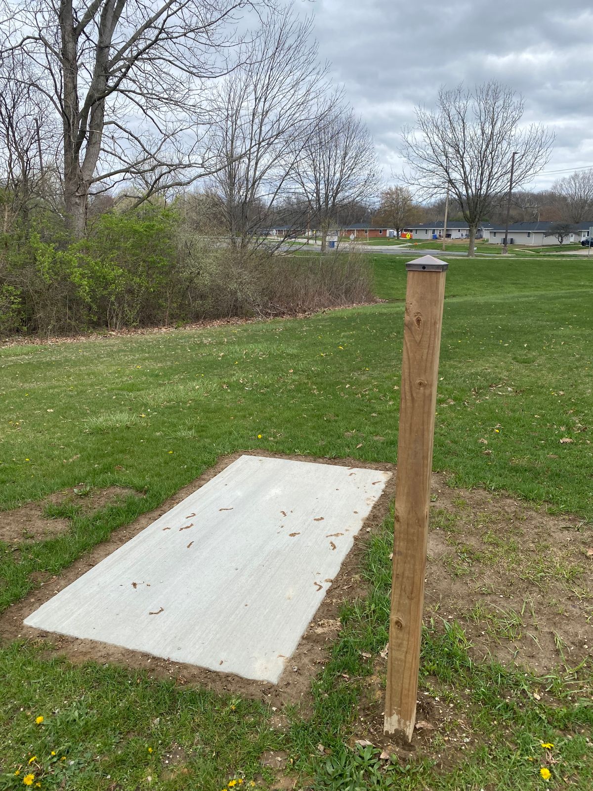 Hole 1 Tee Pad