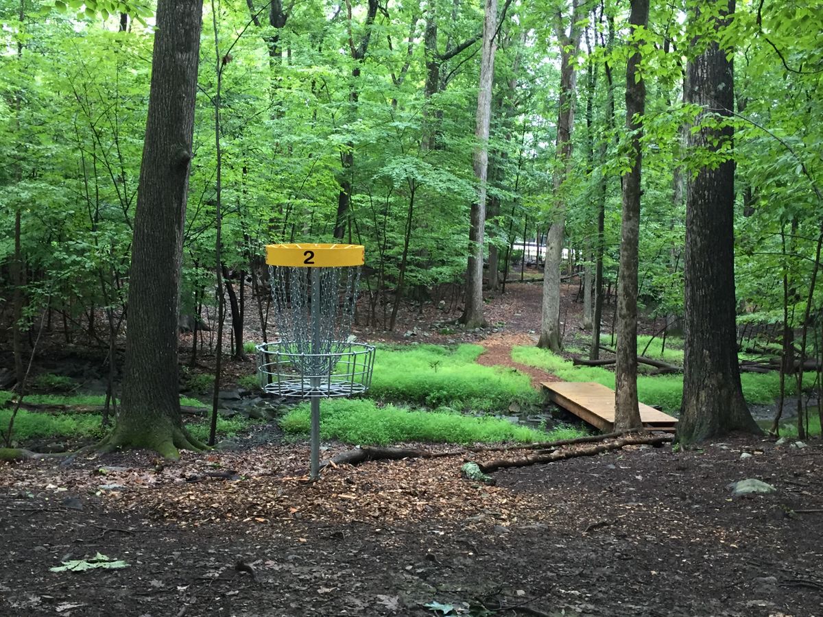 Hole 2 short pin position