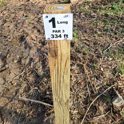 Hole 1 long tee sign