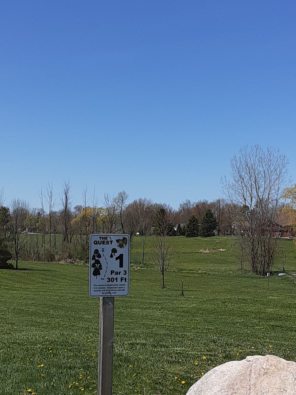 Hole 1 tee pad