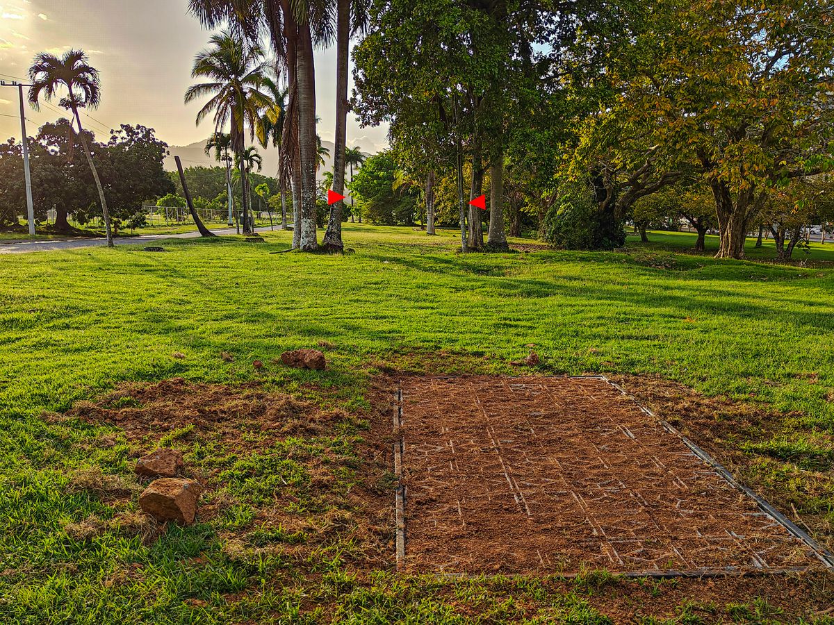 T-pad of hole 4 with Mando