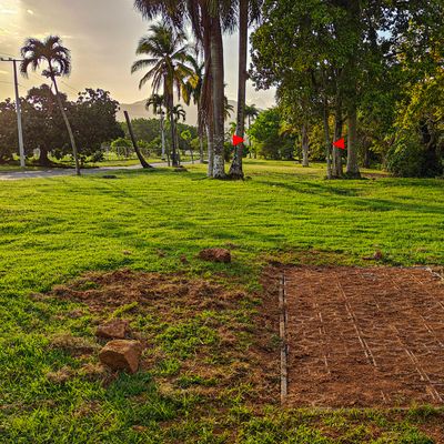 T-pad of hole 4 with Mando