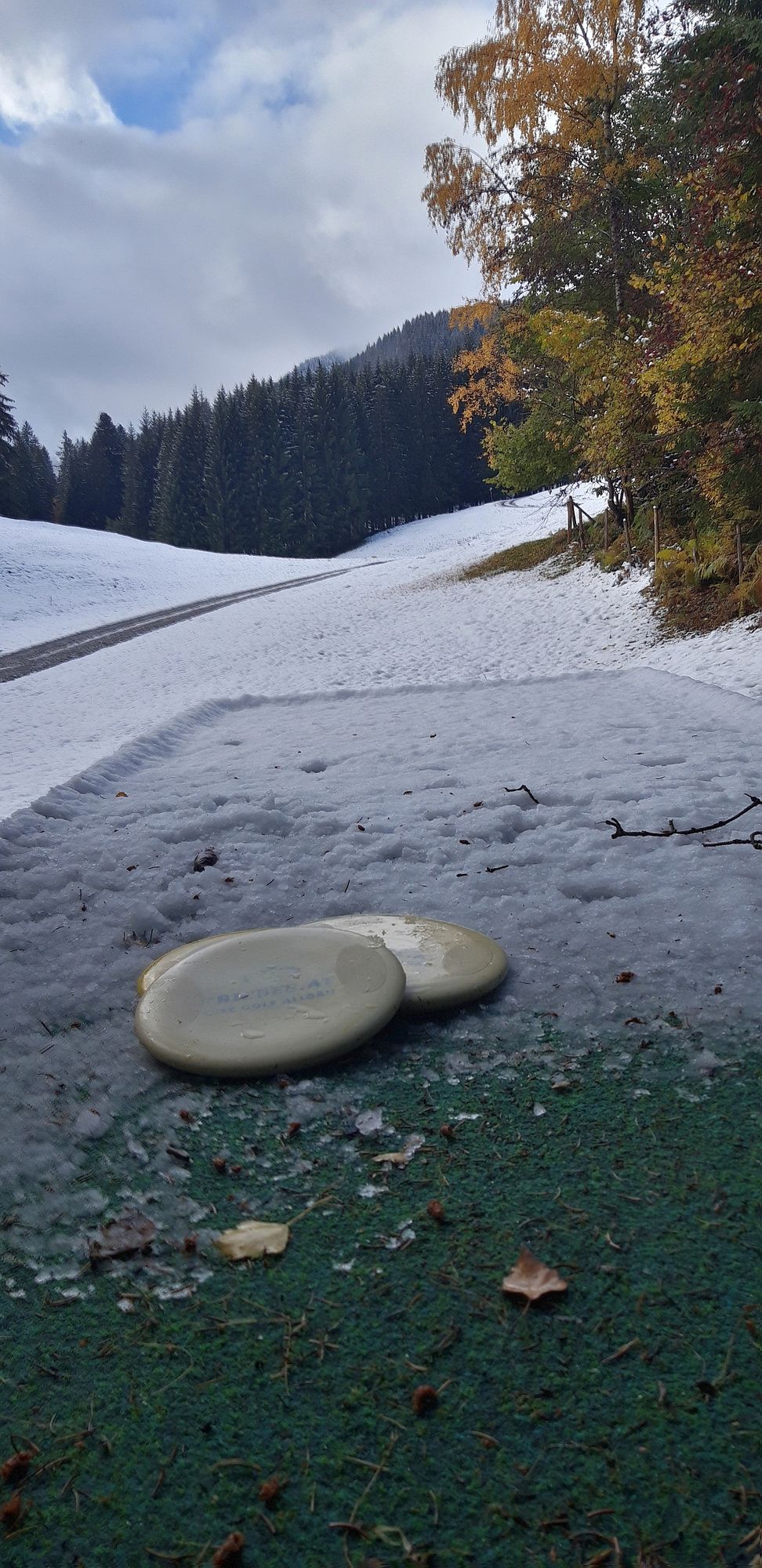 Hole 7 Autumn time with 1st snow
