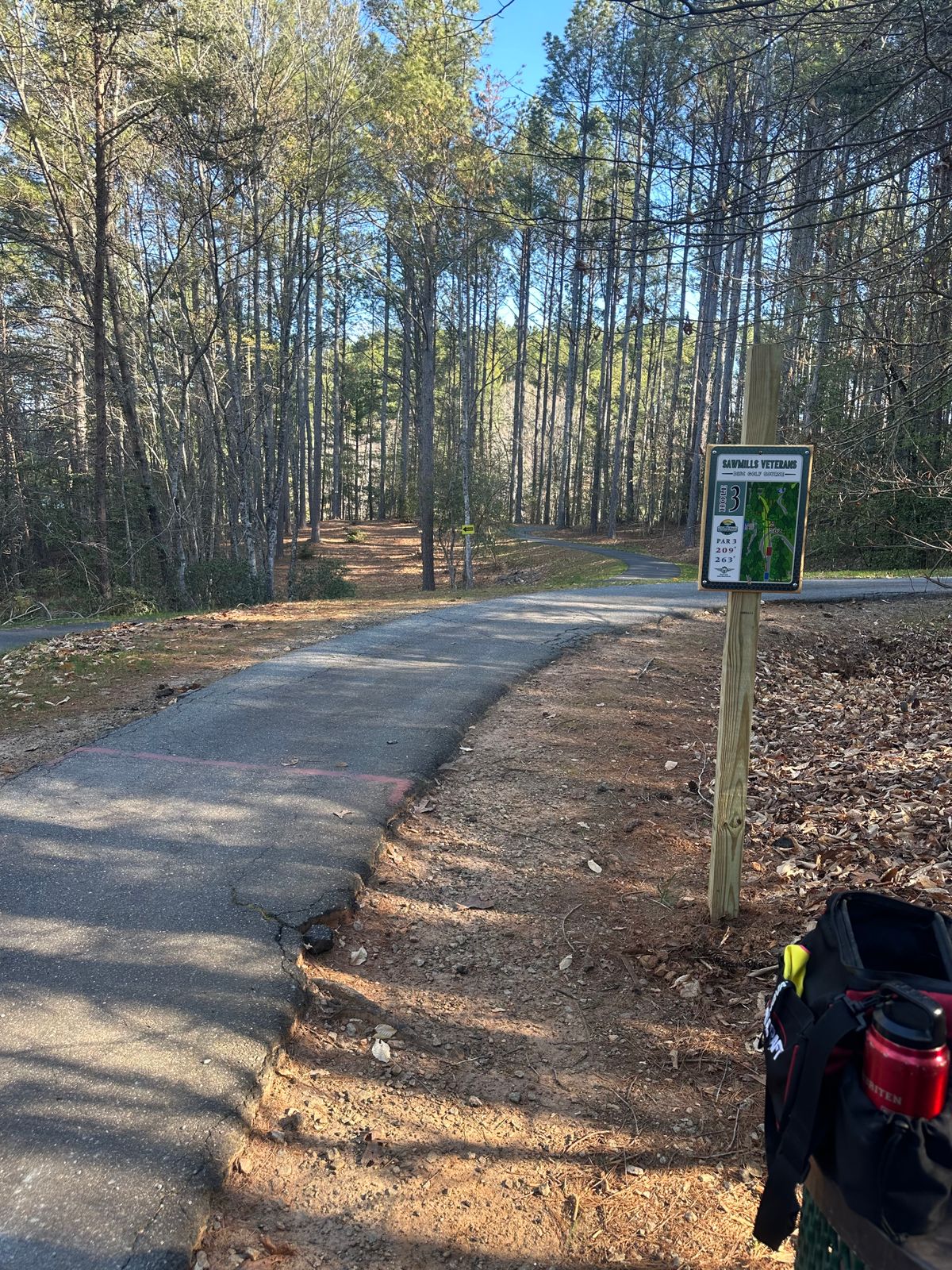 Hole 3 red pad