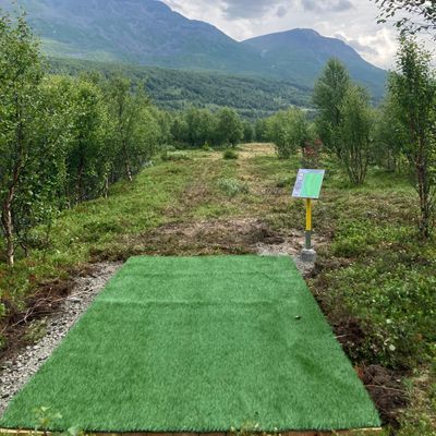 Bane 15.  1 av de lengeste på hele kartet. 137 m