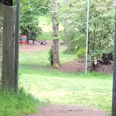 Hole 7 zoomed in from the tee.