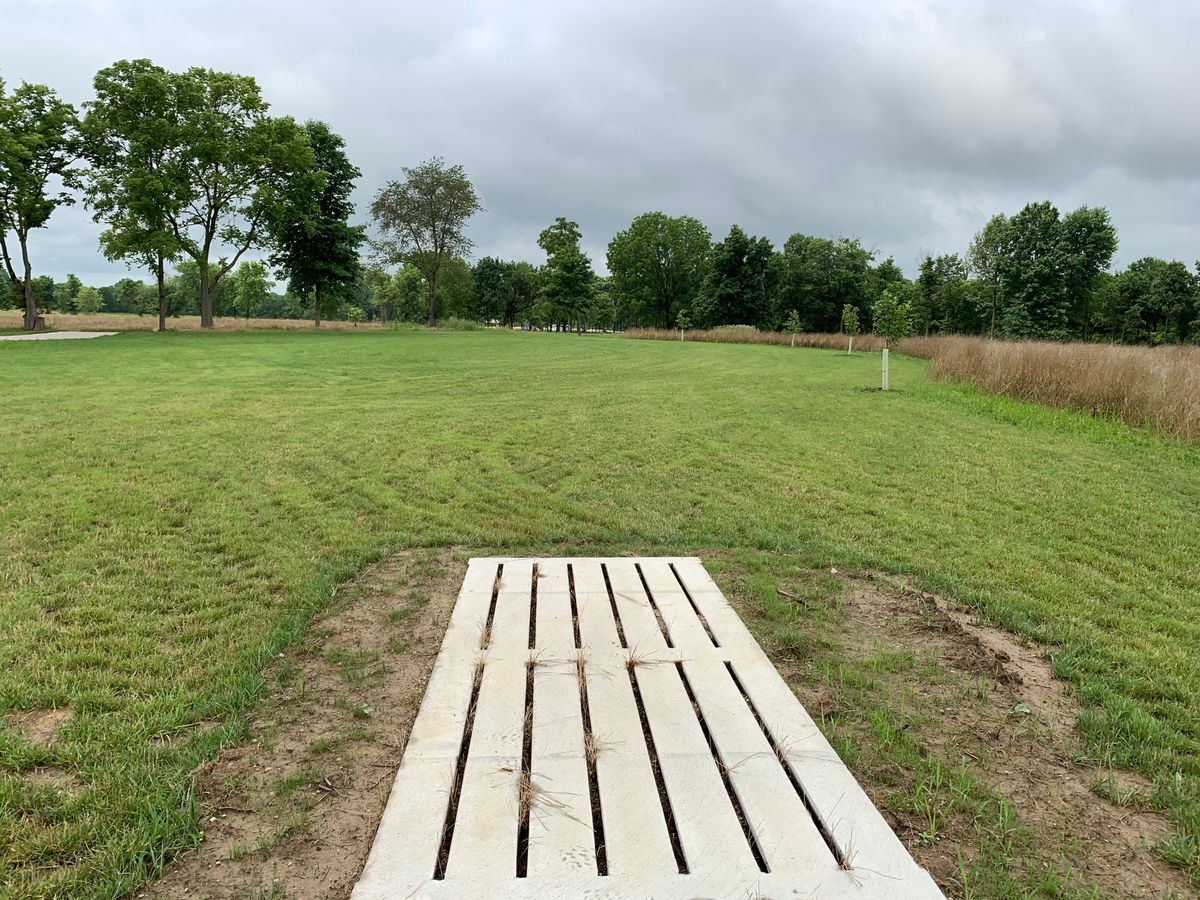 Hole 17 White Tee