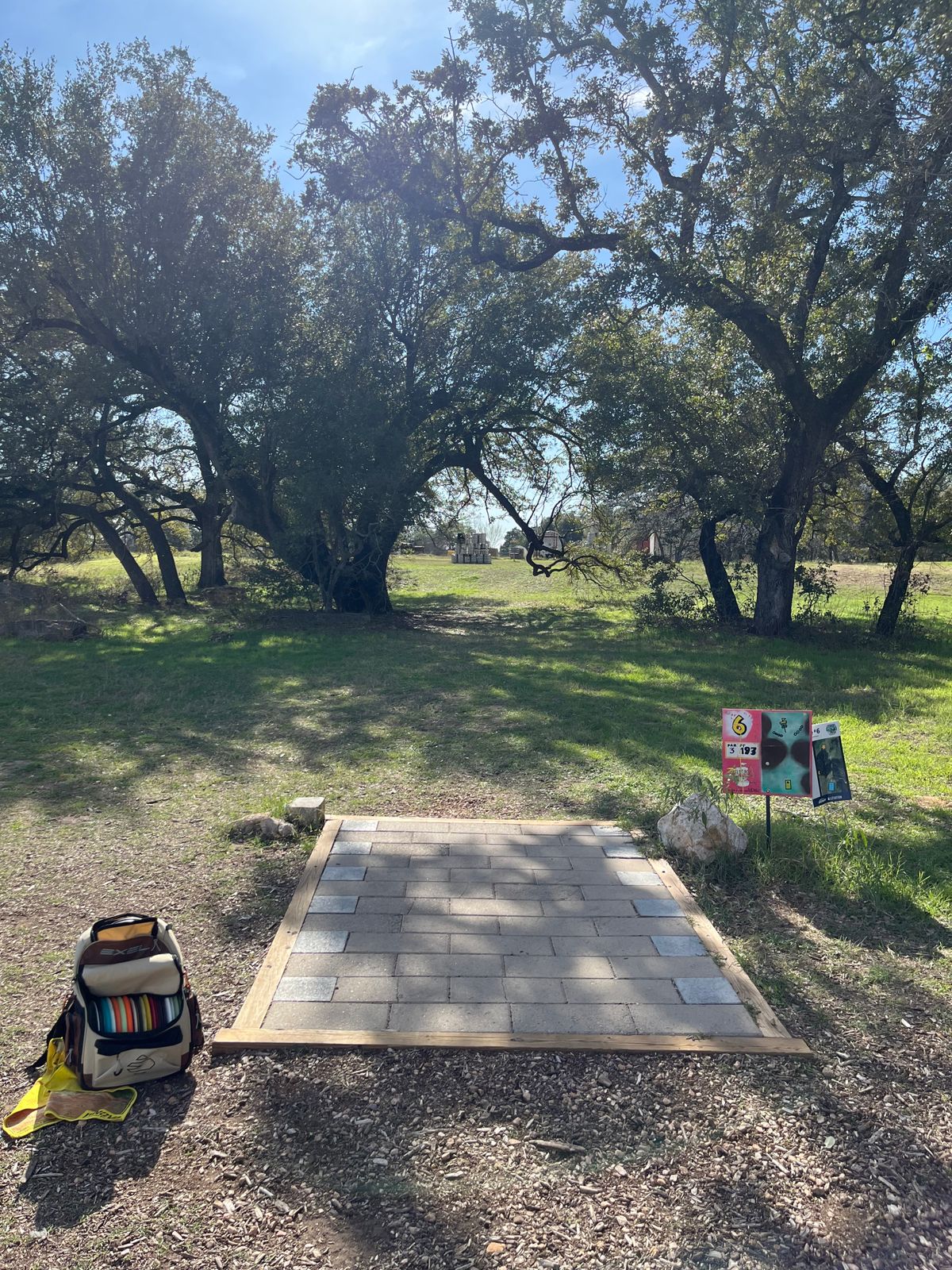 Hole 6, a neat one