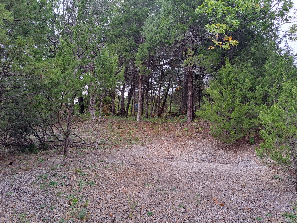 Hole 2 mid fairway
