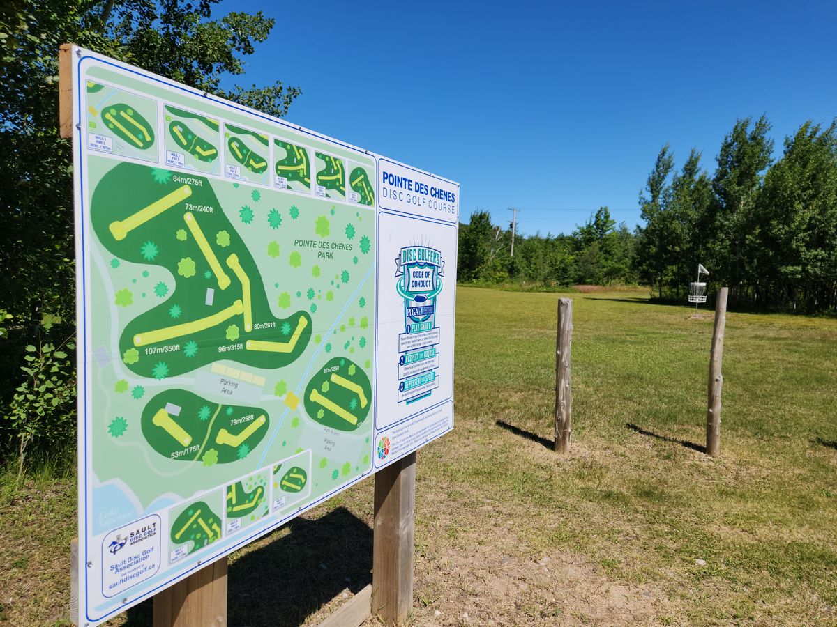 Entrance to the course is at the entrance to the park. Easy access!