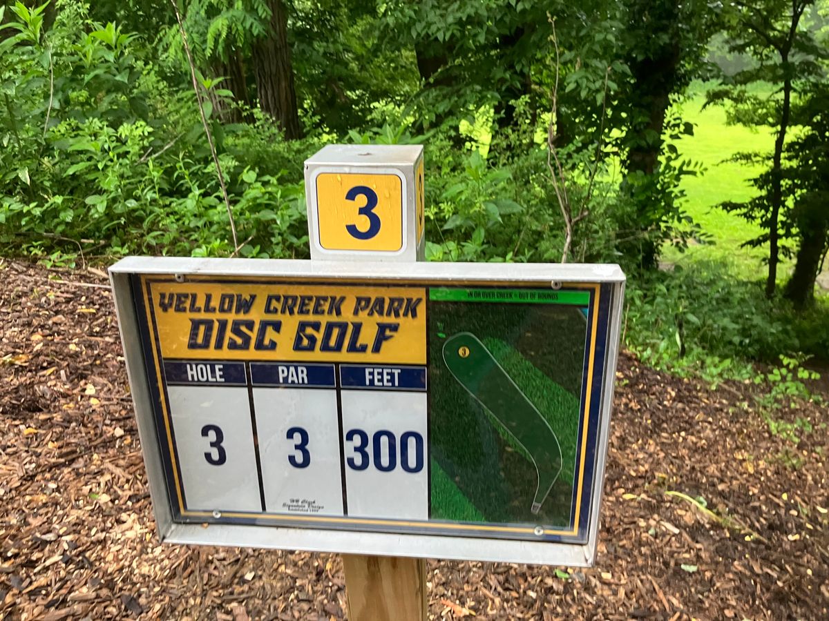 Hole 3 tee sign.